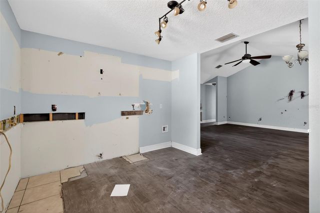 36101 MATTAWAN DRIVE, Eustis, FL 32736