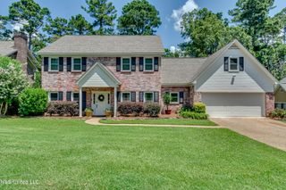 556 Cliffview Drive, Brandon, MS 39047