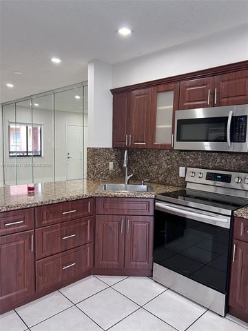 5480 W 21st Ct 404, Hialeah, FL 33016