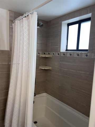 5480 W 21st Ct 404, Hialeah, FL 33016