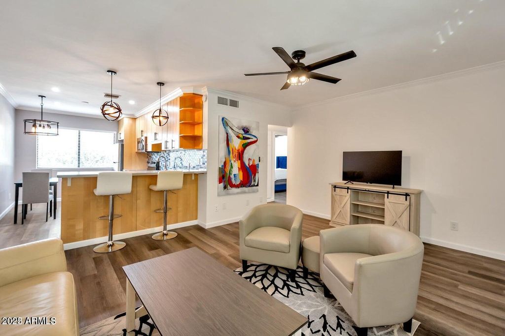 721 E MONTEBELLO Avenue 225, Phoenix, AZ 85014 — photo 5