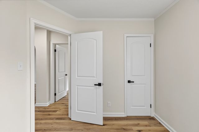 4112 Oxford Street, Des Moines, IA 50313