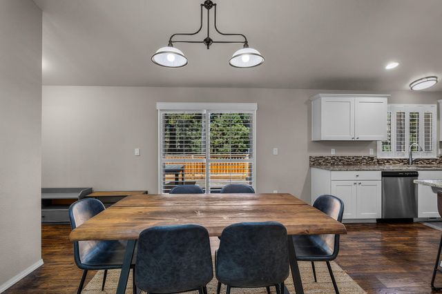 17064 Sacramento Road, Bend, OR 97707