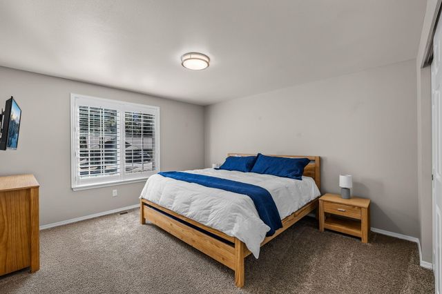 17064 Sacramento Road, Bend, OR 97707