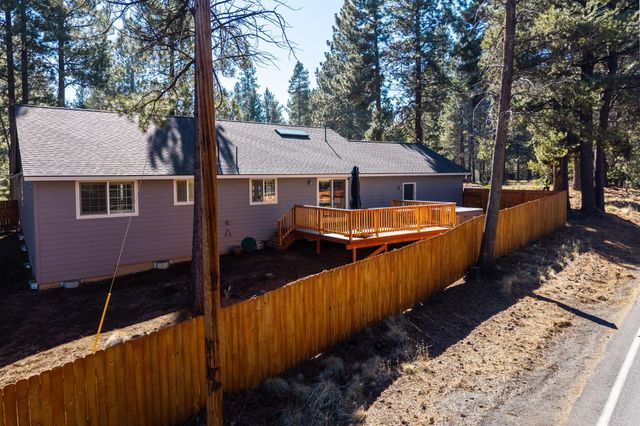 17064 Sacramento Road, Bend, OR 97707