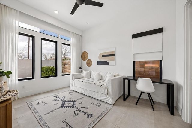 810 Dorothy Street, Houston, TX 77007