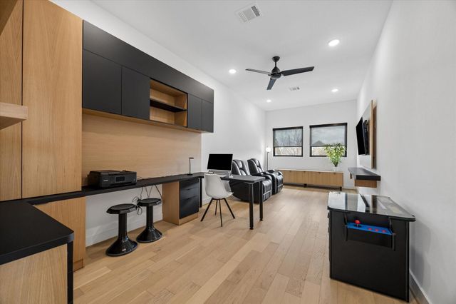 810 Dorothy Street, Houston, TX 77007