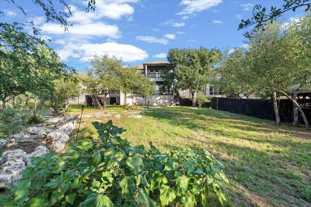 6724 Vicenza DR, Austin, TX 78739