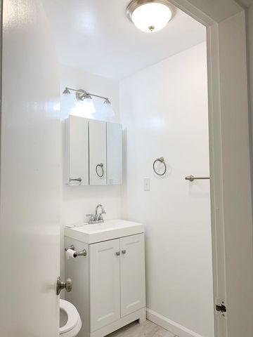 175 High Street 2-P, Brookline, MA 02445