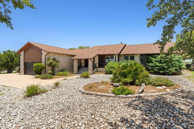 21206 National DR, Lago Vista, TX 78645