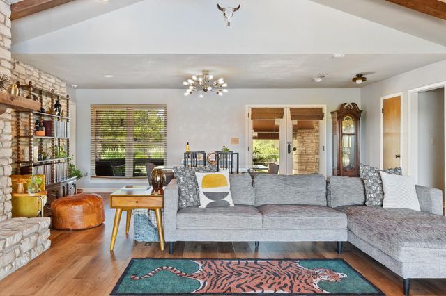 21206 National DR, Lago Vista, TX 78645