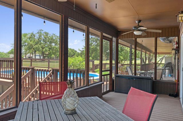 21206 National DR, Lago Vista, TX 78645