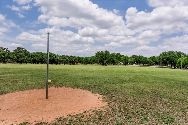 21206 National DR, Lago Vista, TX 78645