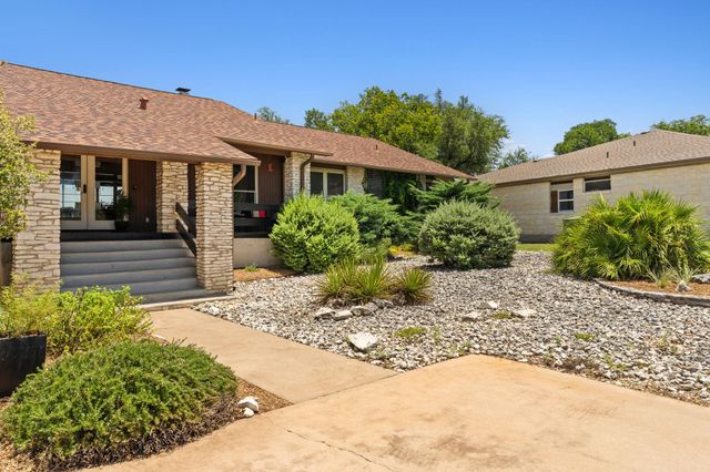 21206 National DR, Lago Vista, TX 78645
