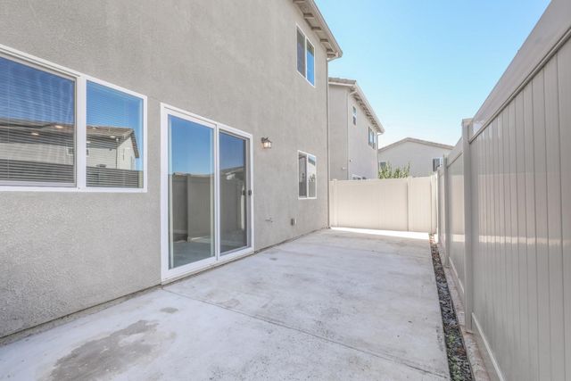 1369 Harvest Glen Way, Sacramento, CA 95834