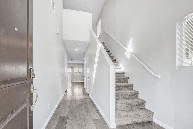 1369 Harvest Glen Way, Sacramento, CA 95834