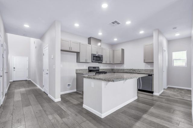 1369 Harvest Glen Way, Sacramento, CA 95834