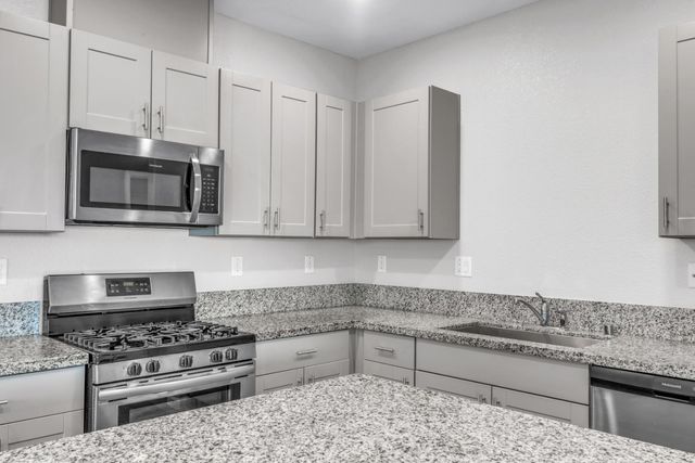 1369 Harvest Glen Way, Sacramento, CA 95834