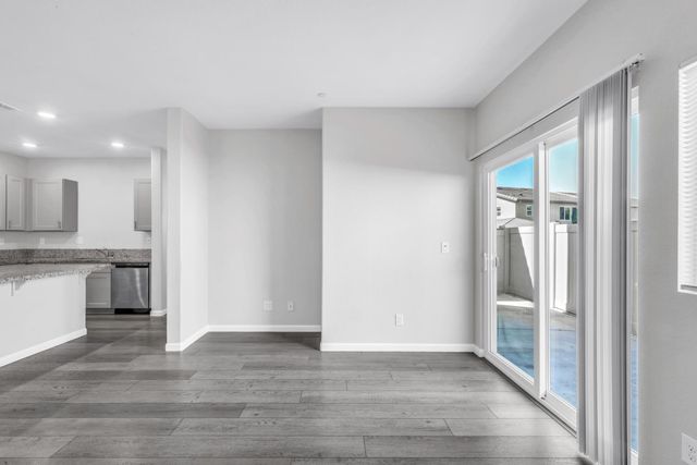 1369 Harvest Glen Way, Sacramento, CA 95834