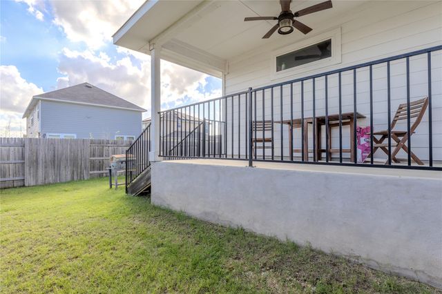 328 Black Opal DR, Jarrell, TX 76537