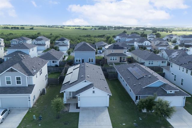 328 Black Opal DR, Jarrell, TX 76537