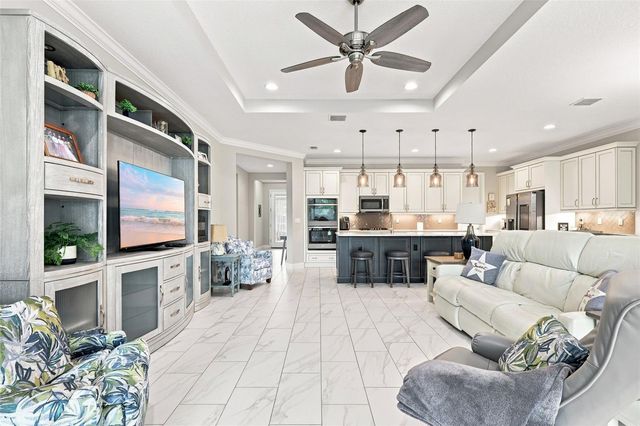 253 OLD MOSS CIRCLE, Deland, FL 32724