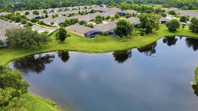253 OLD MOSS CIRCLE, Deland, FL 32724