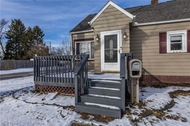 33 Pierce Avenue, Cuyahoga Falls, OH 44221