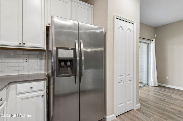 1111 BEACH DUNE Drive, Jacksonville, FL 32233