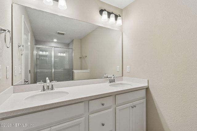 1111 BEACH DUNE Drive, Jacksonville, FL 32233