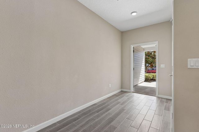 1111 BEACH DUNE Drive, Jacksonville, FL 32233