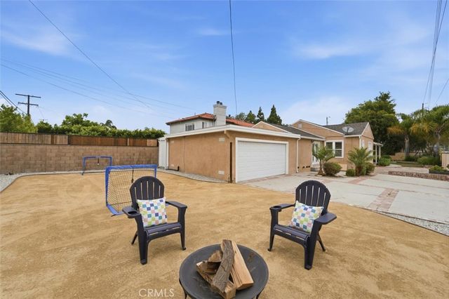11937 S La Cienega, Hawthorne, CA 90250