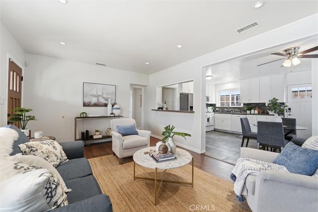 11937 S La Cienega, Hawthorne, CA 90250