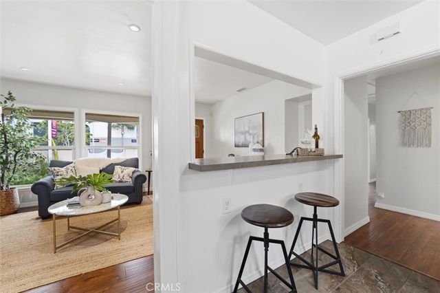 11937 S La Cienega, Hawthorne, CA 90250