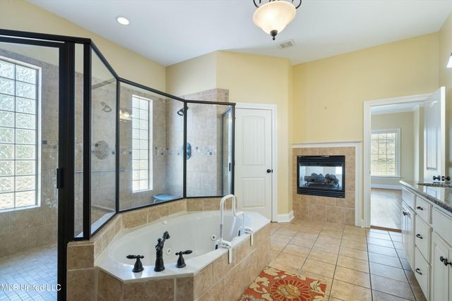 3784 N Houston Loop, Southaven, MS 38671