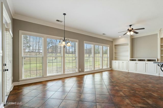 3784 N Houston Loop, Southaven, MS 38671