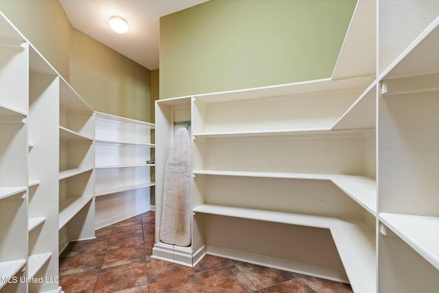 3784 N Houston Loop, Southaven, MS 38671