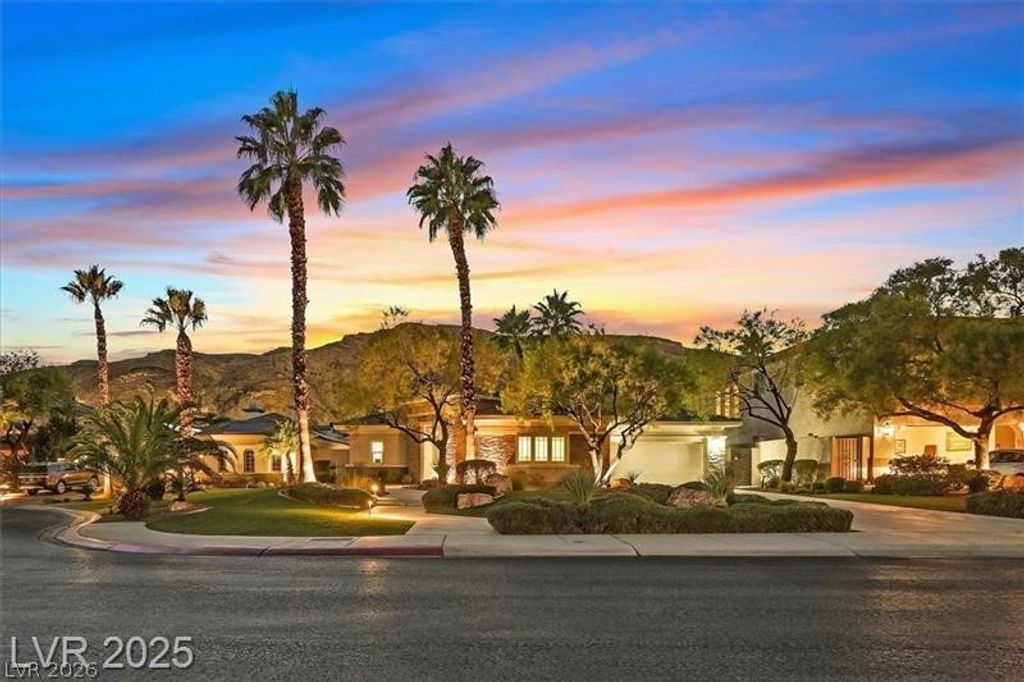 2735 Grassy Spring Place, Las Vegas, NV 89135