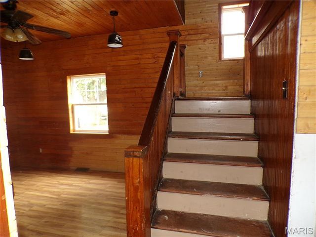 709 1st Street, Gillespie, IL 62033