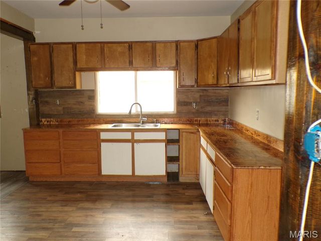 709 1st Street, Gillespie, IL 62033