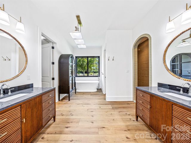 21 Evian Court, Asheville, NC 28804