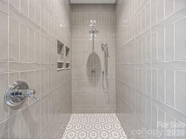 21 Evian Court, Asheville, NC 28804