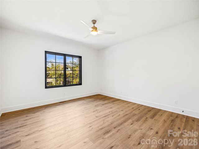 21 Evian Court, Asheville, NC 28804