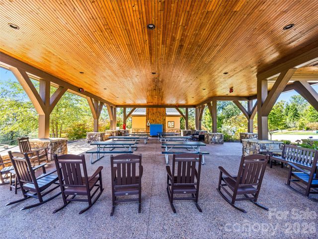 21 Evian Court, Asheville, NC 28804