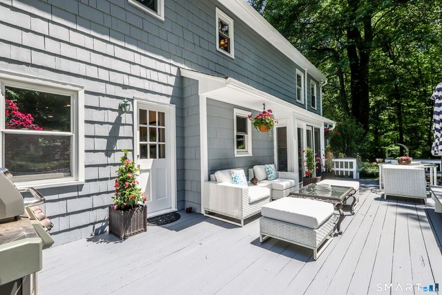 23 Old Green Road, Newtown, CT 06482
