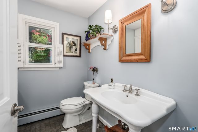 23 Old Green Road, Newtown, CT 06482