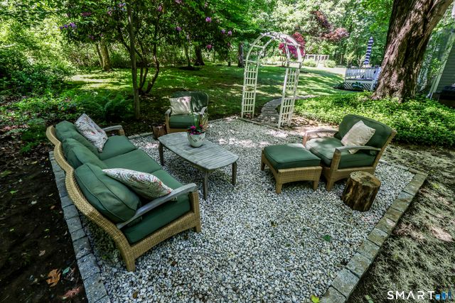23 Old Green Road, Newtown, CT 06482