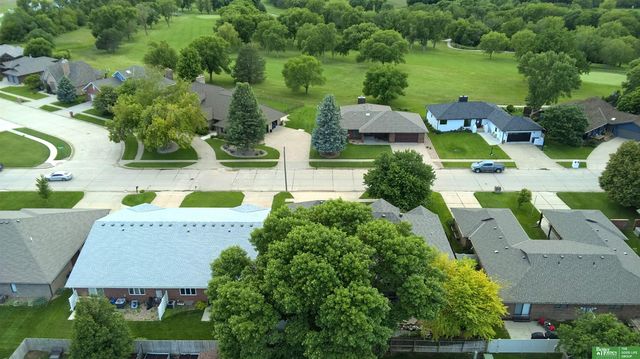 819 S Country Club Avenue, York, NE 68467