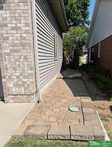 819 S Country Club Avenue, York, NE 68467