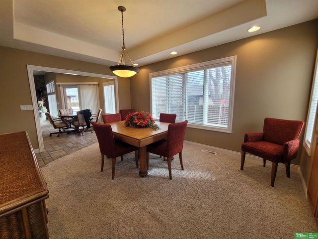 819 S Country Club Avenue, York, NE 68467